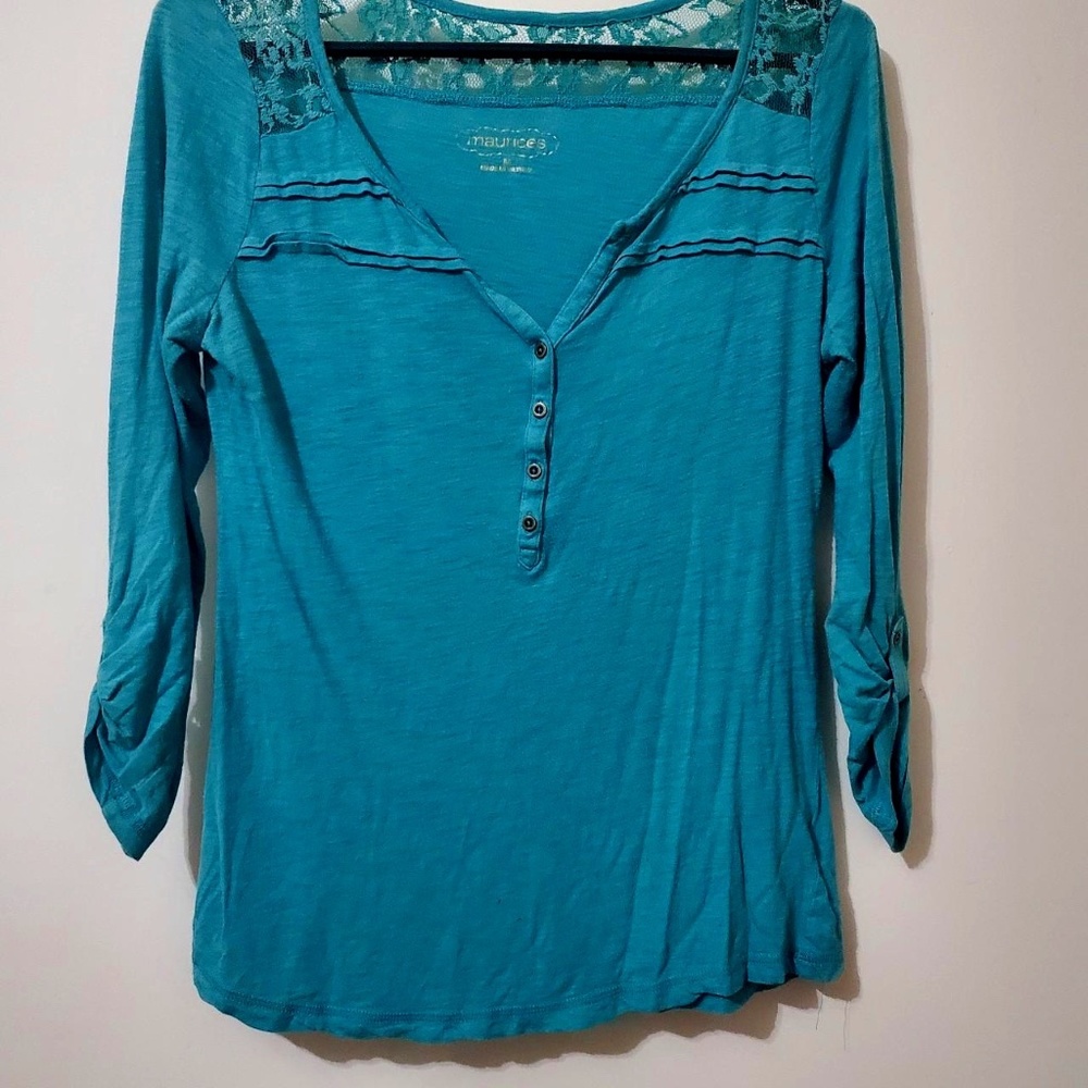 Maurices 3/4 Sleeve Top in Teal blue with pleat and lace detail